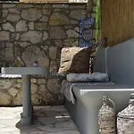 Val Di Compare Apartment *