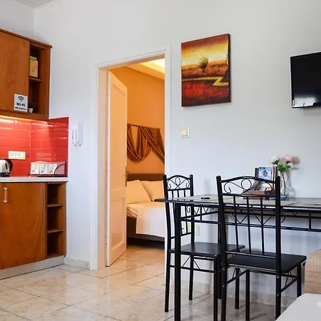 Val Di Compare Apartment *